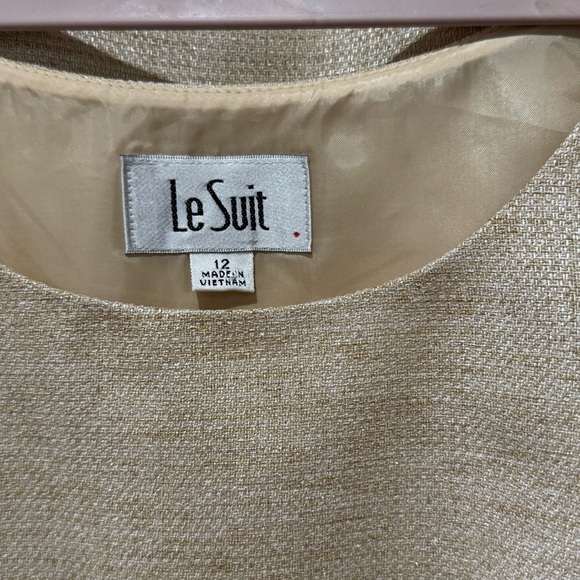 Le Suit Skirt Blouse‎ Set Women’s 12 Tan Cream Midi Pencil Skirt Formal Office - Picture 2 of 8